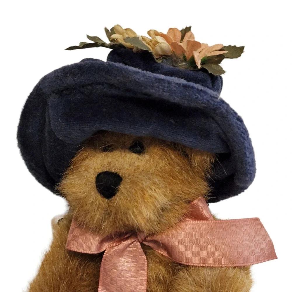 Boyds Bears any accents blue